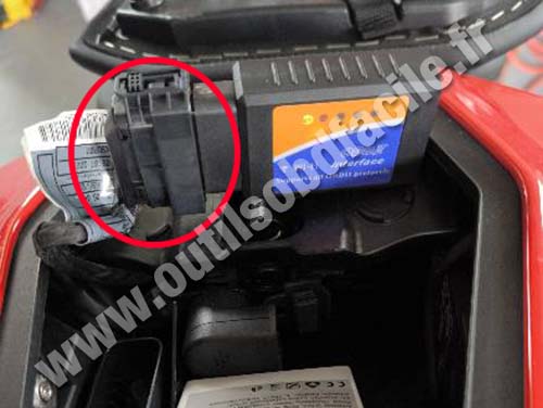 BMW Moto S 1000 R -  Prise OBD