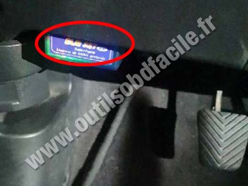 Mitsubishi Mirage - Prise OBD