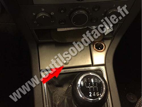 Opel Signum - Trappe plastique