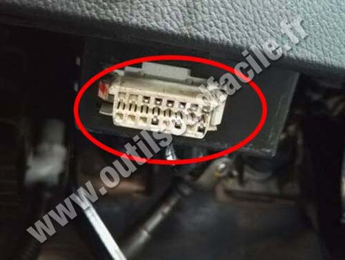 Proton Satria Neo - Prise OBD