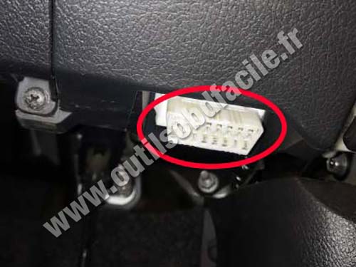 Toyota Allion - Prise OBD