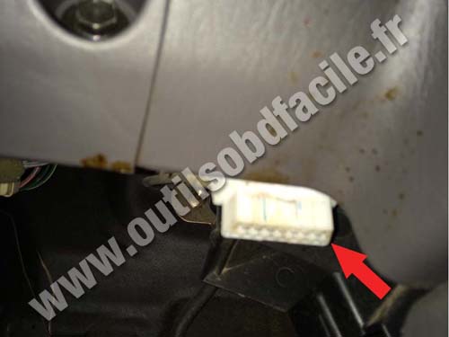 Toyota Sequoia - Prise OBD2