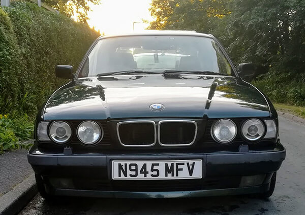 bmw 1995 équipée d'un ESP